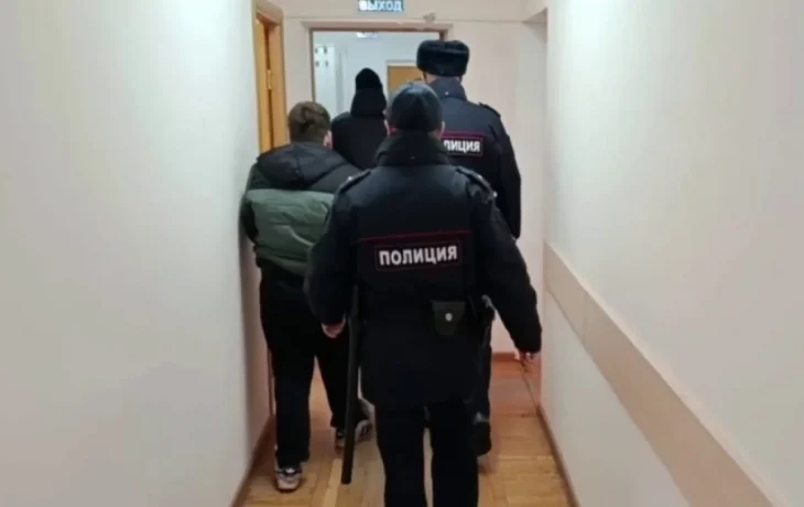 «Сотрудник налоговой» обманул калужскую пенсионерку более чем на 200 тысяч «Сотрудник налоговой» обманул калужскую пенсионерку более чем на 200 тысяч