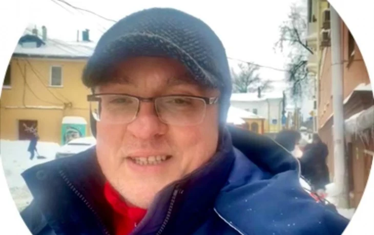 Горголова Калуги вышел на уборку снега в свой день рождения