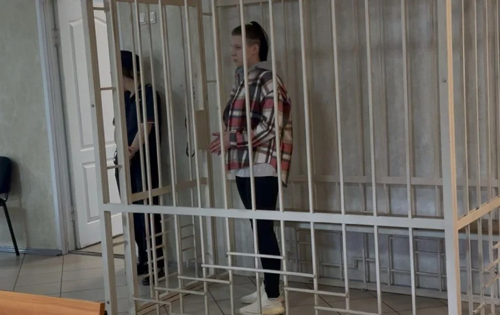 Калужанке, оставившей 3-летнюю дочь без еды и воды на несколько дней, вынесли приговор в Воронеже