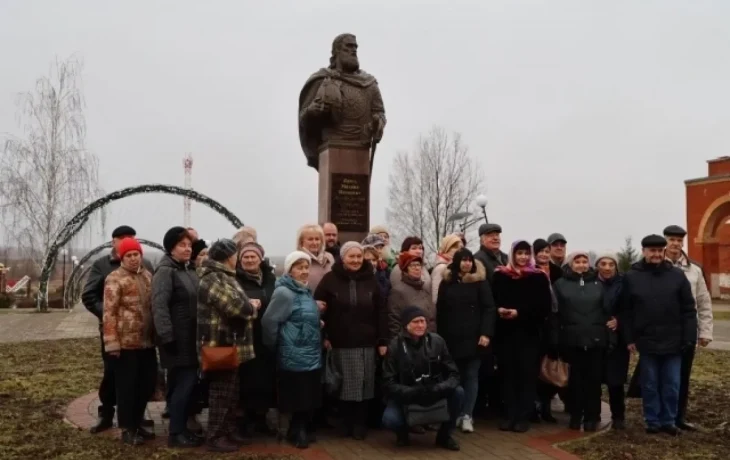 Мечом и молитвой. В Воротынске почтили память легендарного воеводы Мечом и молитвой. В Воротынске почтили память легендарного воеводы