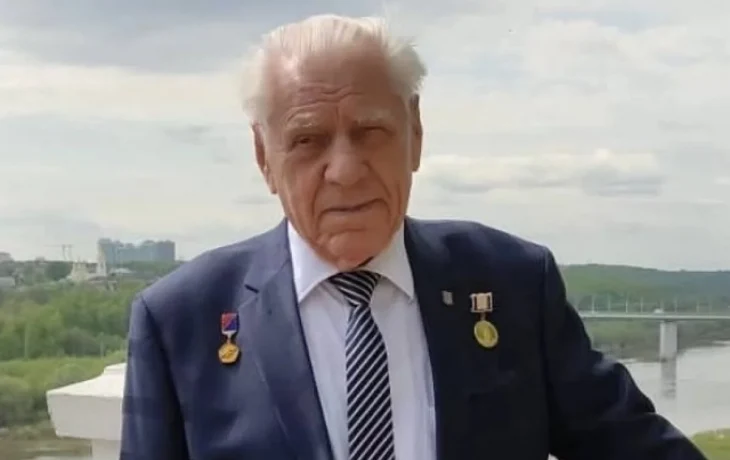 Почетному гражданину Калужской области Николаю Алмазову исполнилось 98 лет Почетному гражданину Калужской области Николаю Алмазову исполнилось 98 лет