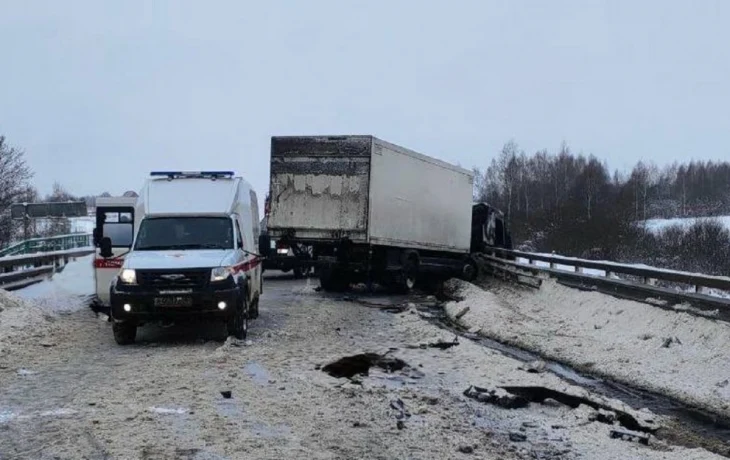 Пострадавшего в ДТП на калужской трассе мальчика отправили на лечение в Москву