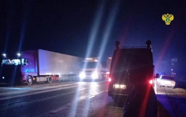 В Калужской области фура насмерть сбила вышедшего на трассу пешехода