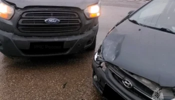 В Калуге не поделили дорогу две иномарки