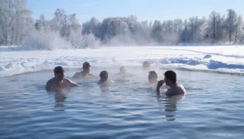 Медики предупредили калужан о рисках погружения в прорубь