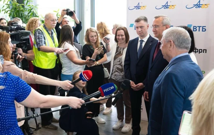 Владислав Шапша поздравил калужских журналистов