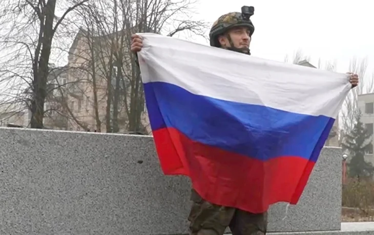 Бабушки едут на велосипедах, а рядом идет бой: Штурмовики раскрыли подробности освобождения Красноар