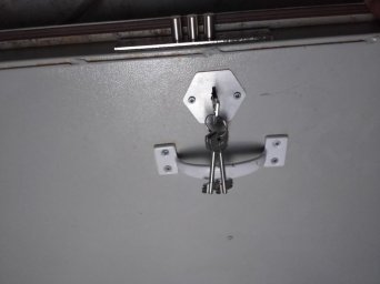 Установка замка для входной двери - 800 руб.