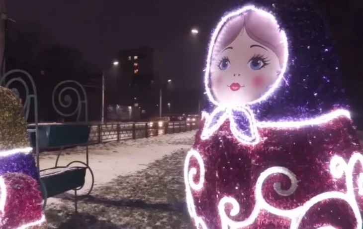 Обнинск начал готовится к Новому году Обнинск начал готовится к Новому году