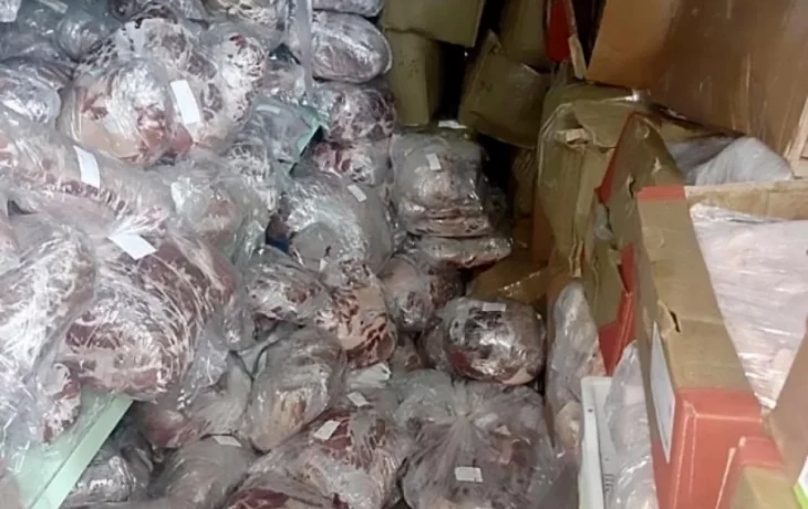 В Калуге обнаружили мясное производство с нарушениями санитарных норм В Калуге обнаружили мясное производство с нарушениями санитарных норм