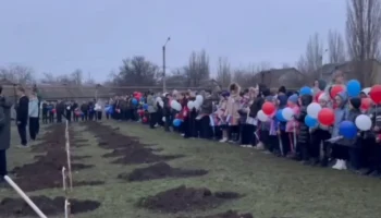 В Первомайске открыт сквер памяти Героев