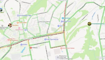 Правый берег в Калуге встал в огромной пробке из-за ДТП