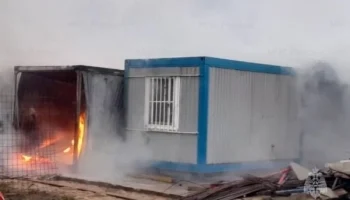 В Юхновском районе Калужской области сгорел строительный городок