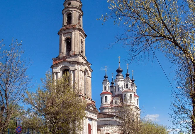 Храм в честь Космы и Дамиана