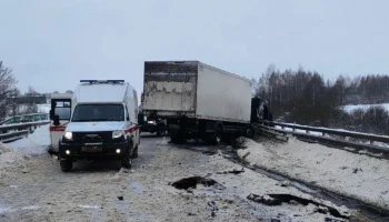 Пострадавшего в ДТП на калужской трассе мальчика отправили на лечение в Москву