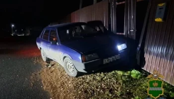 В Калужской области водитель &laquo;ВАЗа&raquo; влетел в забор