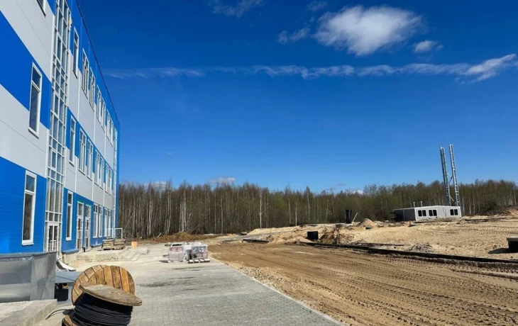 В Калуге ищут подрядчика для завершения строительства футбольного манежа