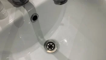 Шесть улиц и три переулка Калуги остались без воды до вечера