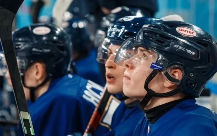 ХК «Калуга» разгромил петербургский «Тайфун» ХК «Калуга» разгромил петербургский «Тайфун»