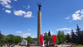 В Калуге отремонтируют надпись на доме на площади Победы