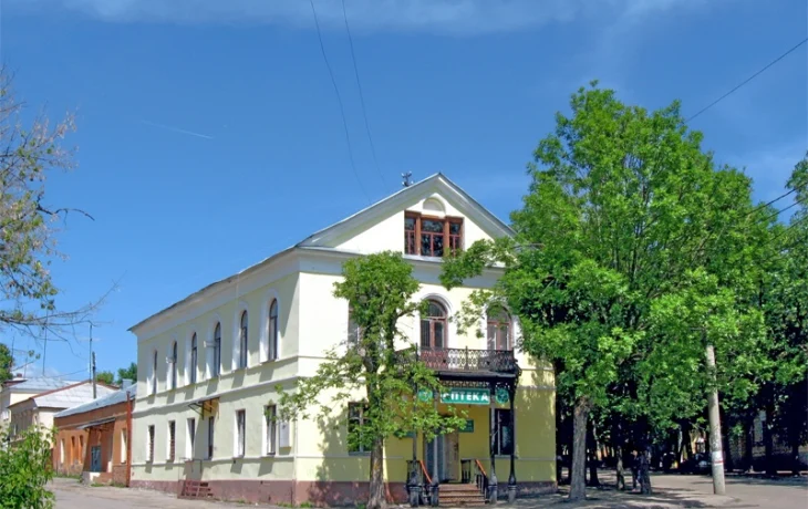 Аптека "на стрелке" Аптека "на стрелке"